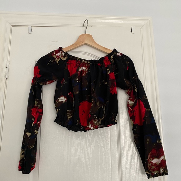 Prettylittlething Red and black floral Bardot top - Picture 3 of 3